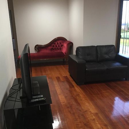 Glenaire Apartments At Frazer St Strahan Esterno foto